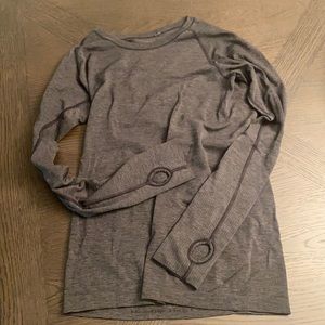 Lululemon long sleeve top